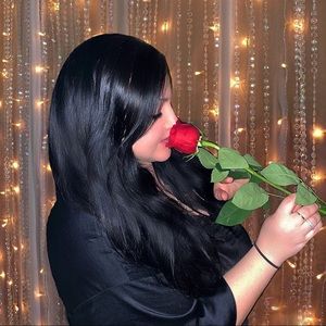 Meet your Posher, Nina